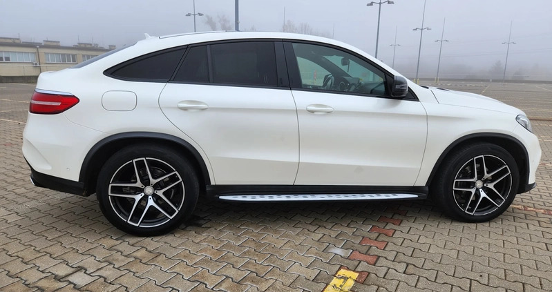 Mercedes-Benz GLE cena 159000 przebieg: 233000, rok produkcji 2016 z Zaklików małe 667